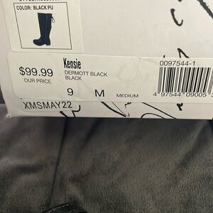 Women’s size 9M Kenzie black boot. Brand new